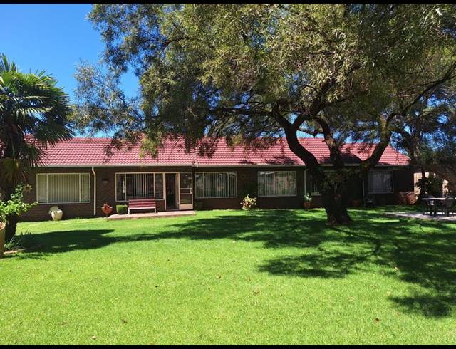 3 BEDROOM HOUSE FOR SALE IN BRENTHURST